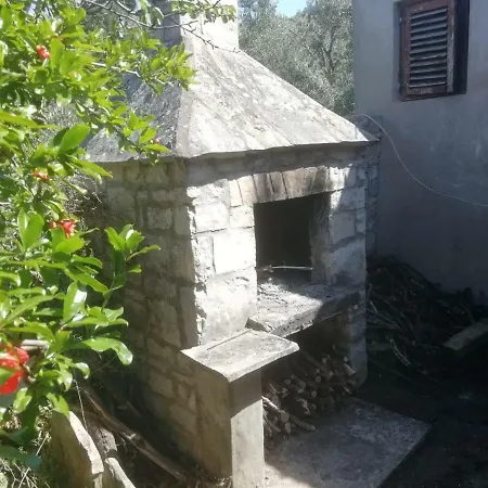 Charming House Tonci Semesterbostad *