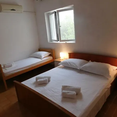 Charming House Tonci Сasa de vacaciones